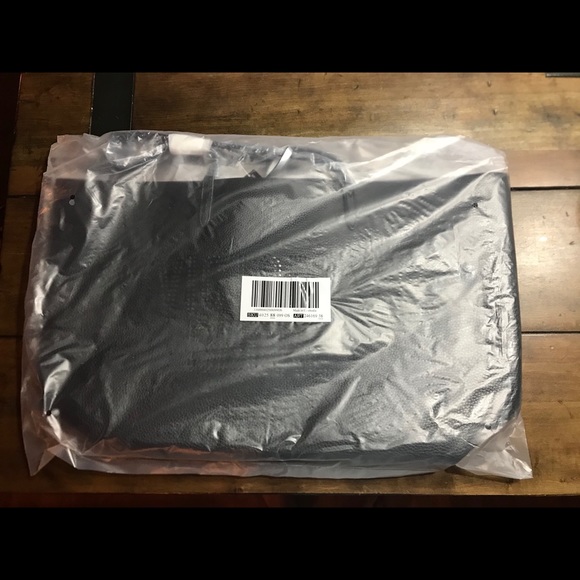 Victoria’s Secret Bag - Picture 3 of 5